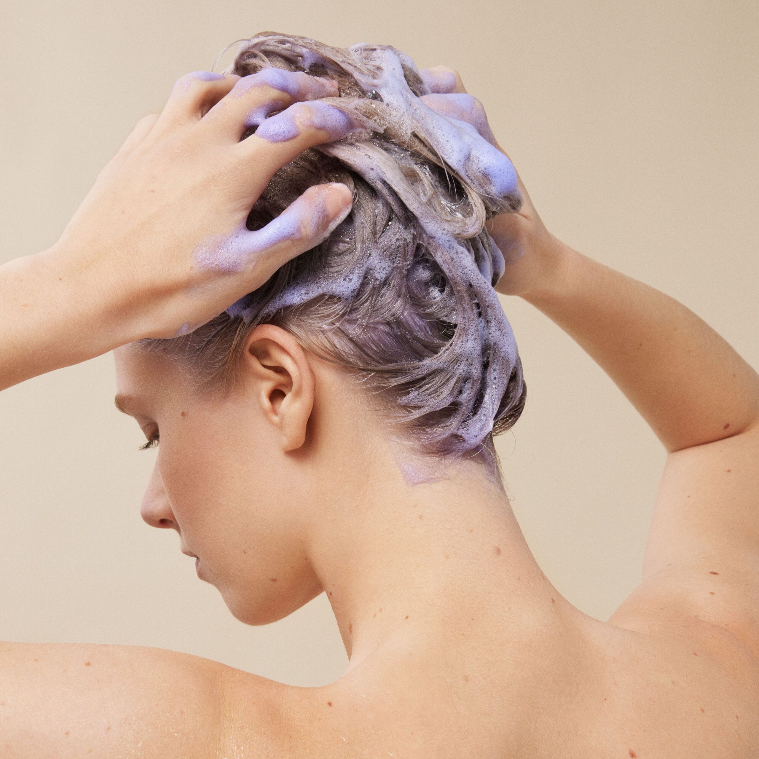 blonde revival™ purple toning shampoo - szampon tonujący do włosów blond 200ML - obrazek 2