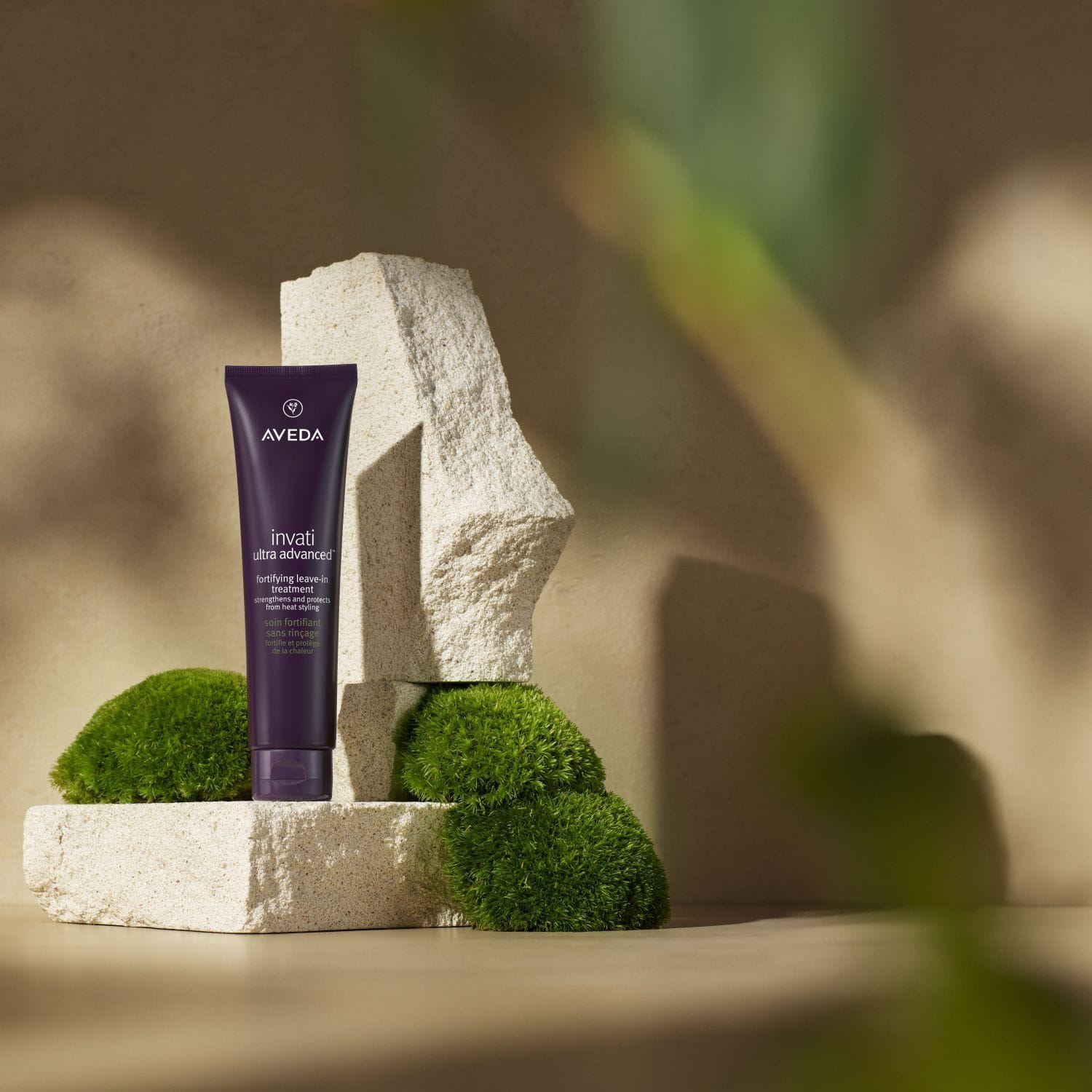 invati ultra advanced™ leave in treatment - odżywka bez spłukiwania 100 ml - obrazek 2